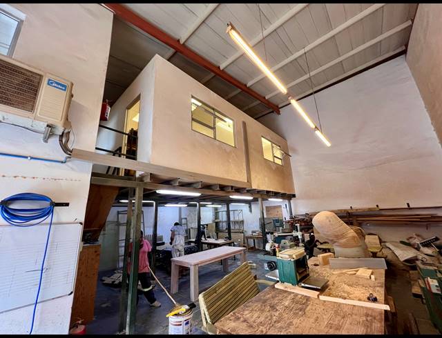 135M² MINI FACTORY TO LET IN UMBOGINTWINI
